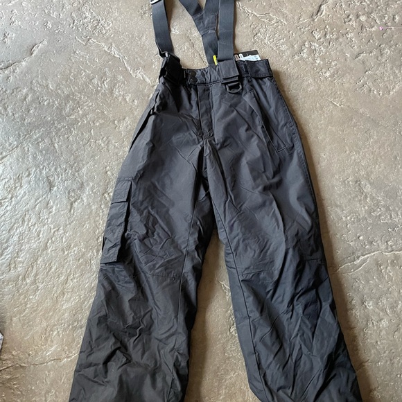 Other - Kids suspender pant